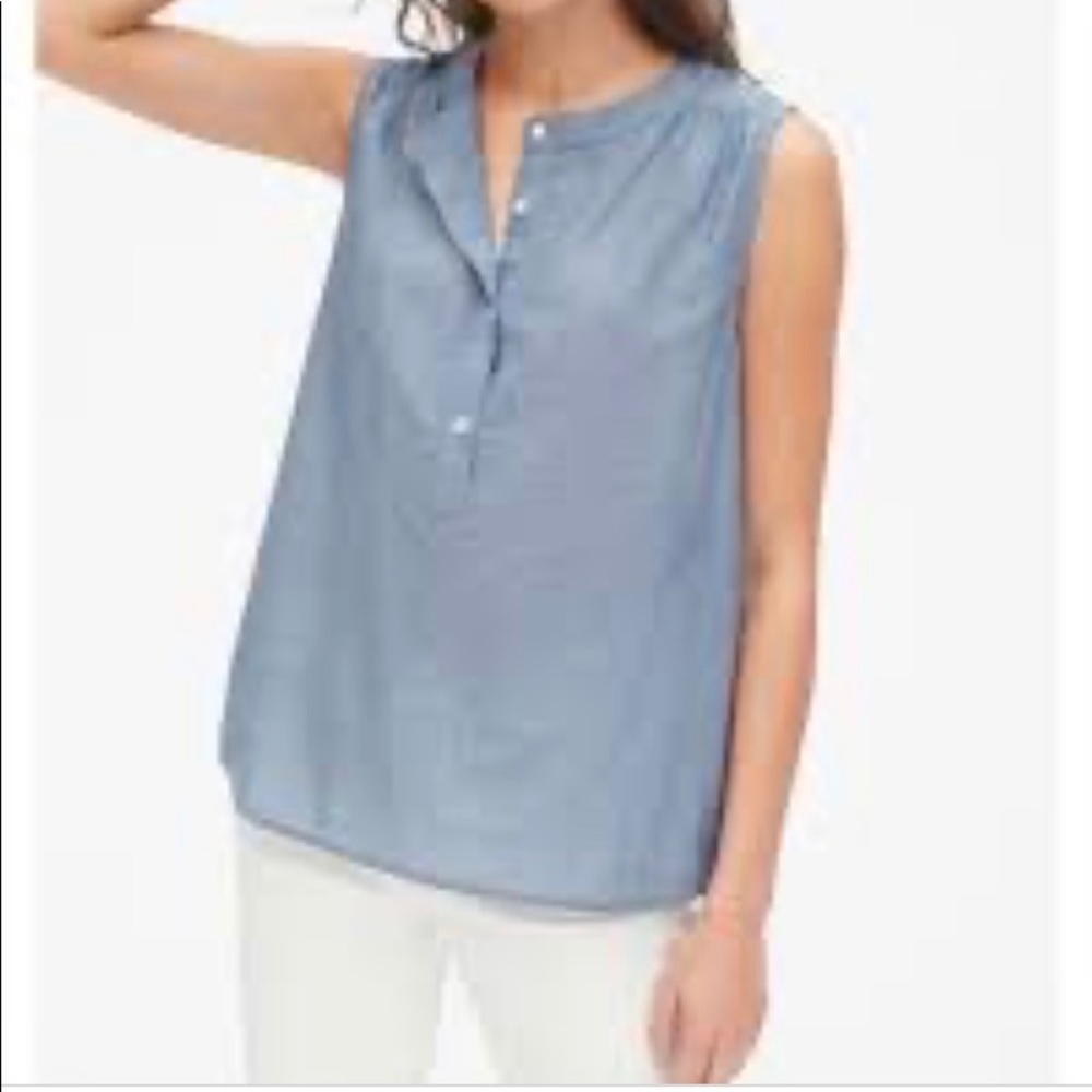 Gap sleeveless blouse